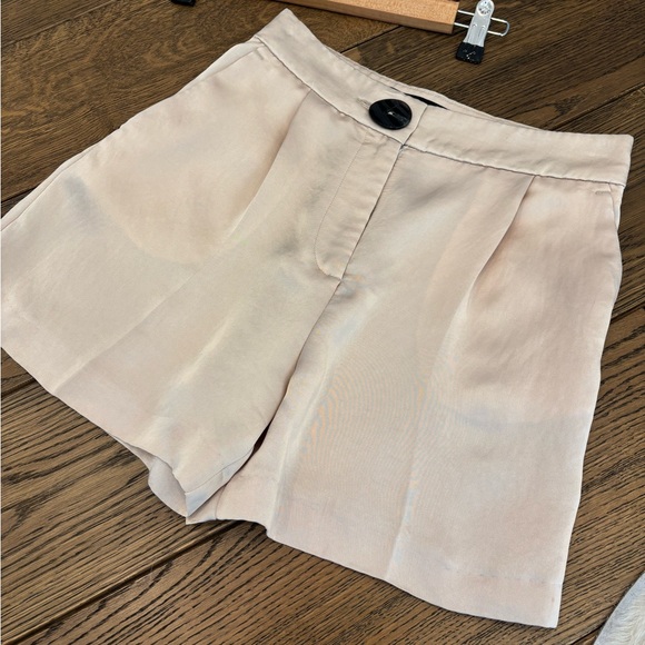 Zara sateen Champaign Women's Shorts - Picture 4 of 4